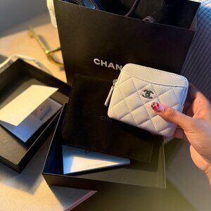 CHANEL O-COIN PURSE VE GRAINE B/GRIS